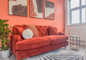 The Highcross - Luxury 2BR Suite